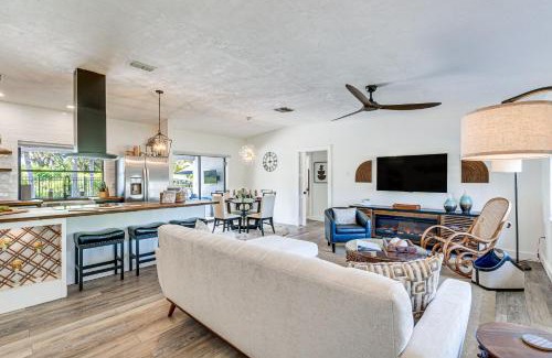 Port Charlotte House | Private Pool and Dock Relaxing Port Charlotte Oasis