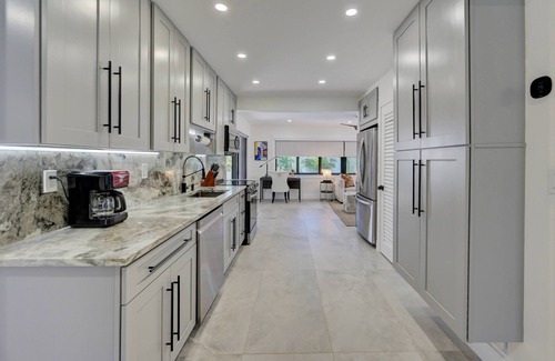 North Andrews Gardens House | Private Pool | Close Proximity to the Beach | Modern Amenities | Recently Renovated Caribbean Villa