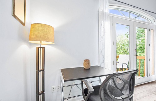 Rocky Mount House | Private Pool, Dock, Lots of Deck Space, Amazing Views, Quiet Location, Lots of Space