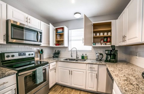 Arena District House | Private Pool - (Early Bird Discounts) - w/Gameroom