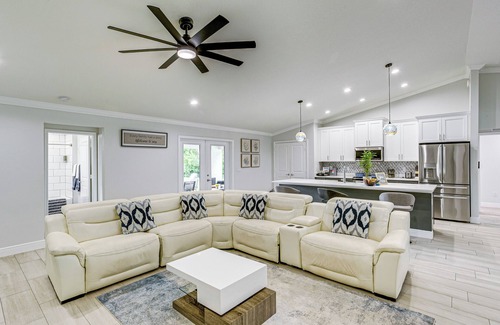 Hunt Club House | Private Pool & Fire Pit: Home in West Palm Beach!