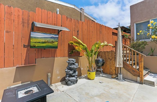 Morena House | Private Pool, Firepit, Sunset Views, Sea World