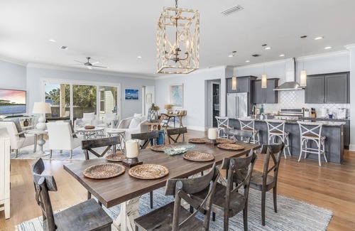 Gulfview Heights House | Private pool, golf cart, walk to the beach and dining