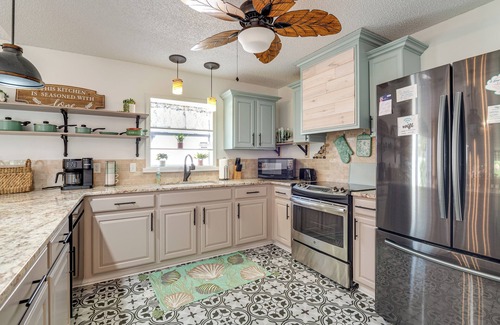 The Villages Villa | Private Pool & Golf Cart! Villa By Spanish Springs
