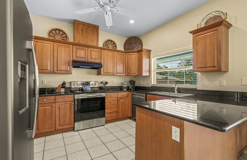 Trailer Estates House | Private Pool Home Hideaway in Palm Aire. Close to all Sarasota has to offer.