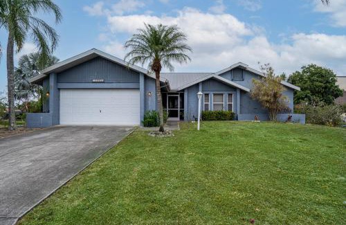 Iona House | Private Pool Home - Just Miles from Sanibel and Fort Myers Beach - home
