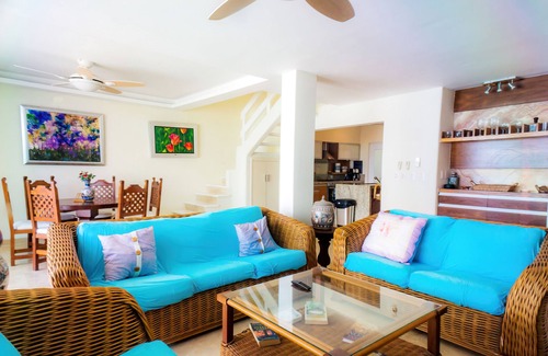 Zona Hotelera House | Private pool in beach front Villa