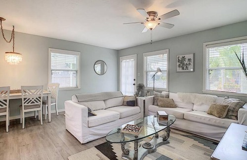 Sarasota Villa | PRIVATE POOL OASIS BY SIESTA KEY WITH YOGA RETREAT