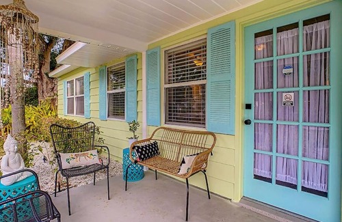 Sarasota Villa | PRIVATE POOL OASIS BY SIESTA KEY WITH YOGA RETREAT
