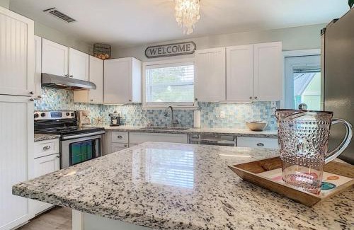 Sarasota Villa | PRIVATE POOL OASIS BY SIESTA KEY WITH YOGA RETREAT