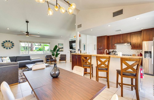 Vista Norte House | Private Pool & Putting Green: Palm Springs Home!