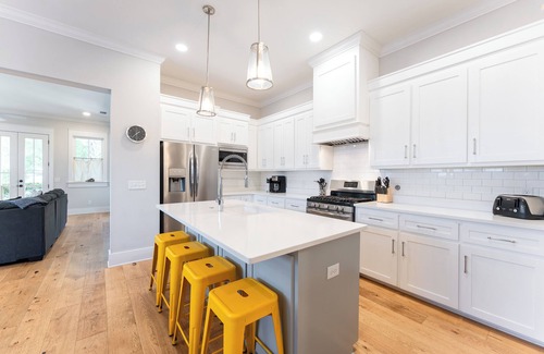 Saint Simons Island House | Private Pool! Screened Porch, Pet Friendly