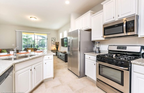 Loughman Cottage | Private Pool/spa, Free Waterpark, Lazy River!