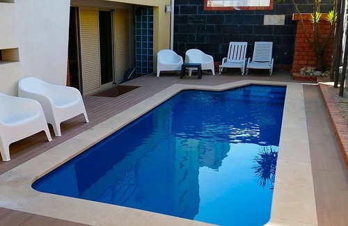 Zambujal de Cima House | Private Pool Triplex Villa at Castelo Sesimbra
