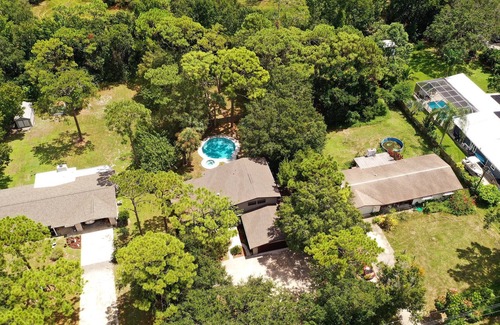 Melbourne Village House | Private Pool/ 20Min to Beach