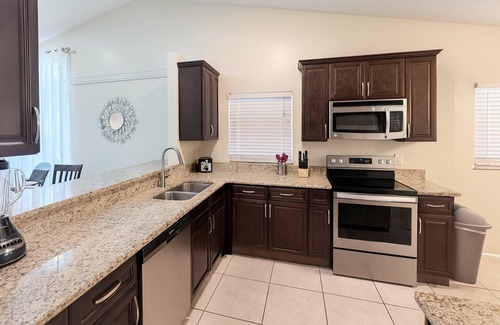 Indian Wells Villa | Private Pool Villa, 10 Mins to Disney&Attractions!