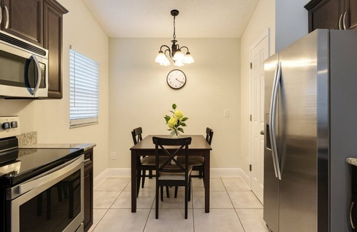 Indian Wells Villa | Private Pool Villa, 10 Mins to Disney&Attractions!