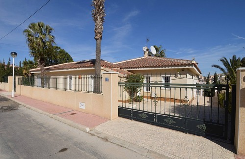 Rojales Villa | Private Pool Villa Near Golf