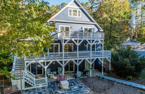 North Shore Acres House | Private Pool with Lazy River - The Memory Maker at Lake Gaston