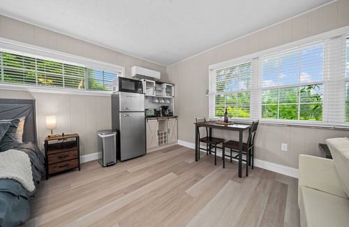 Fort King District Apartment | Private Poolside Guesthouse Suite! Prime Ocala Location!