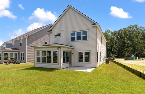 West Ashley House | Private Queen Room in Modern 4BR Home