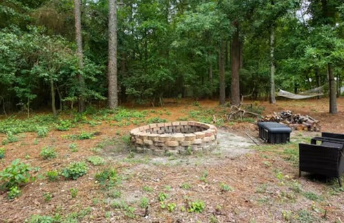 Aiken House | Private, Quiet, and Comfortablen