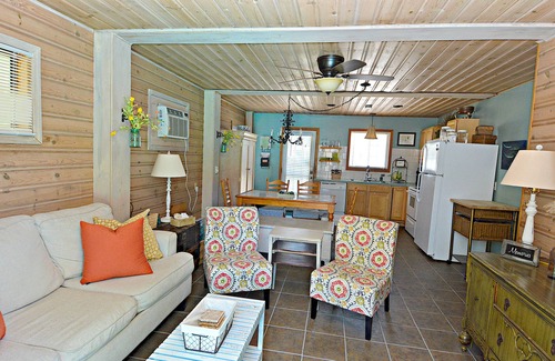 North Carolina Coast Cottage | Private, quiet oasis right in the middle of all the action of CB!