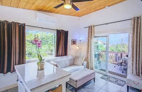 Kehena House | Private, quiet, ocean view home. 5 minutes from the beach!