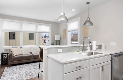 Traverse City Condo | Private rooftop with water views
