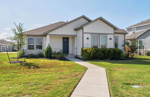 Austin House | Private room + BathnAirport-COTA-Downtown