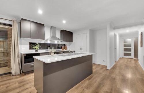 Truganina House | Private Room cbd Airport 20 min