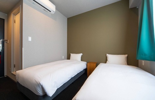 Kitahorie Hotel | Private room Dog friendly twin room Bath t/Osaka Ōsaka