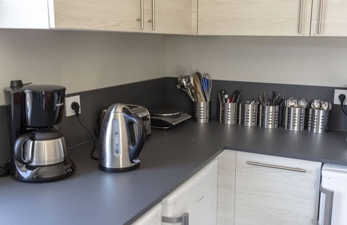 Thyez Apartment | Private room in a furnished apartment