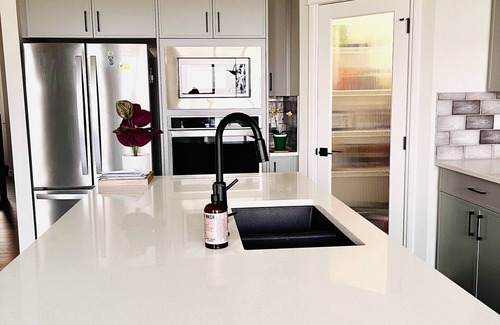 Calgary House | Private room in a shared house