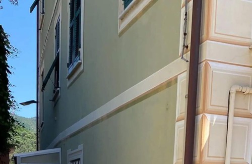 Riva Trigoso Apartment | Private room in charming apartment