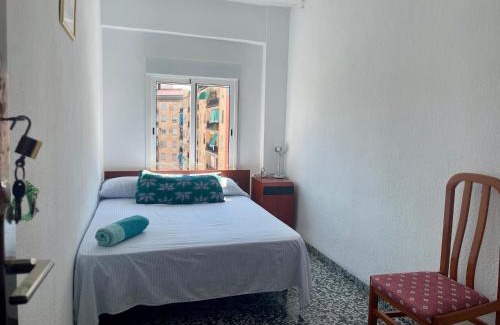 Malilla House | private room in shared apartment Valencia WorkStay