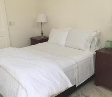 San Antonio Apartment | Private room with bathroom