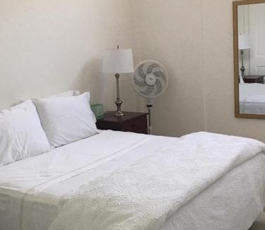 San Antonio Apartment | Private room with bathroom
