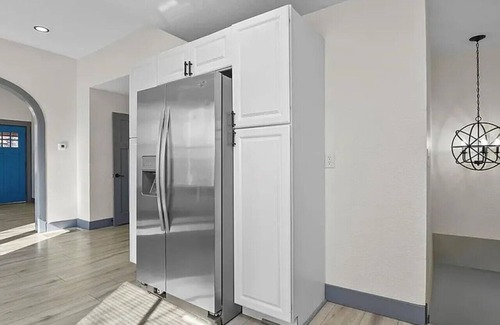 Barnum West House | Private Rooms near Downtown Denver & Lake (Room 1)