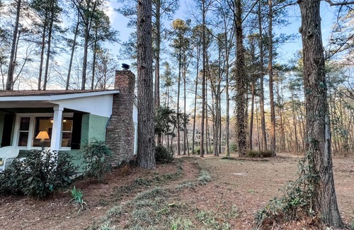 Evans House | Private Rustic 3BR Quaint Cottage on Pond in woods - Close to Evans Town Center