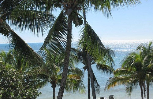 Old Town Resort | Private Sandy Beach Coconut Beach Retreat+Amenities, 2BR Suite