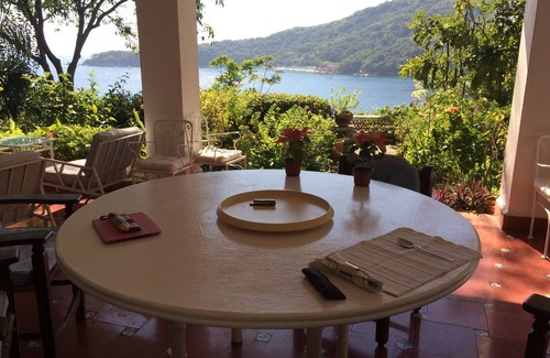Las Playas Villa | Private Sea Access, Acapulco Gem, Cook included, Amazing Views, Pet Friendly