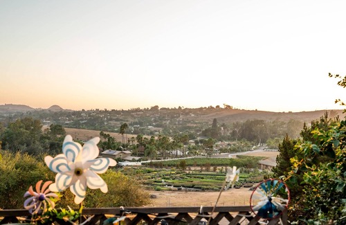 Fallbrook Villa | Private secluded Hideaway above the lights