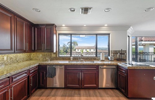 Bonita House | Private SoCal Oasis in Bonita