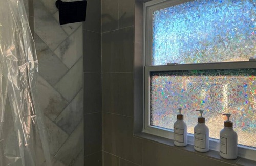 Oak Cliff Apartment | Private Space Bishop Arts