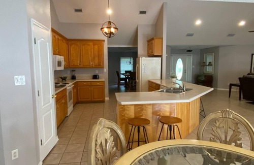 Foley House | Private spacious home on 5 acres just minutes from the beaches and theme parks!