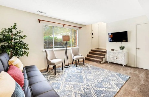 Alabaster Condo | Private & Spacious Townhome South of Birmingham!