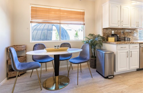 Indio House | Private Splash-Pad, Water Slide, B-ball Court, Heated Pool & Spa, Arcade Room