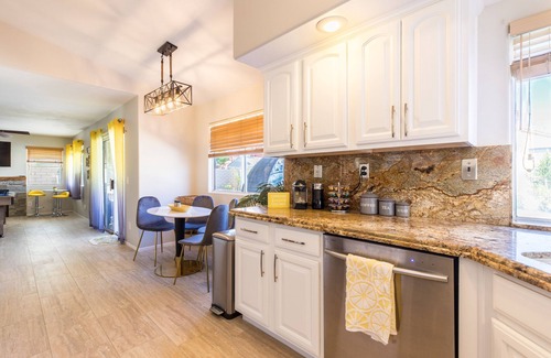 Indio House | Private Splash-Pad, Water Slide, B-ball Court, Heated Pool & Spa, Arcade Room