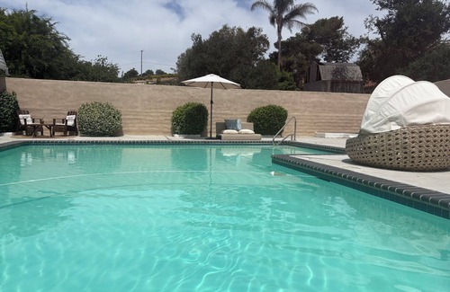 Fallbrook Apartment | Private studio and pool in Laketree Estates, 5 min walk to Monserate Winery.